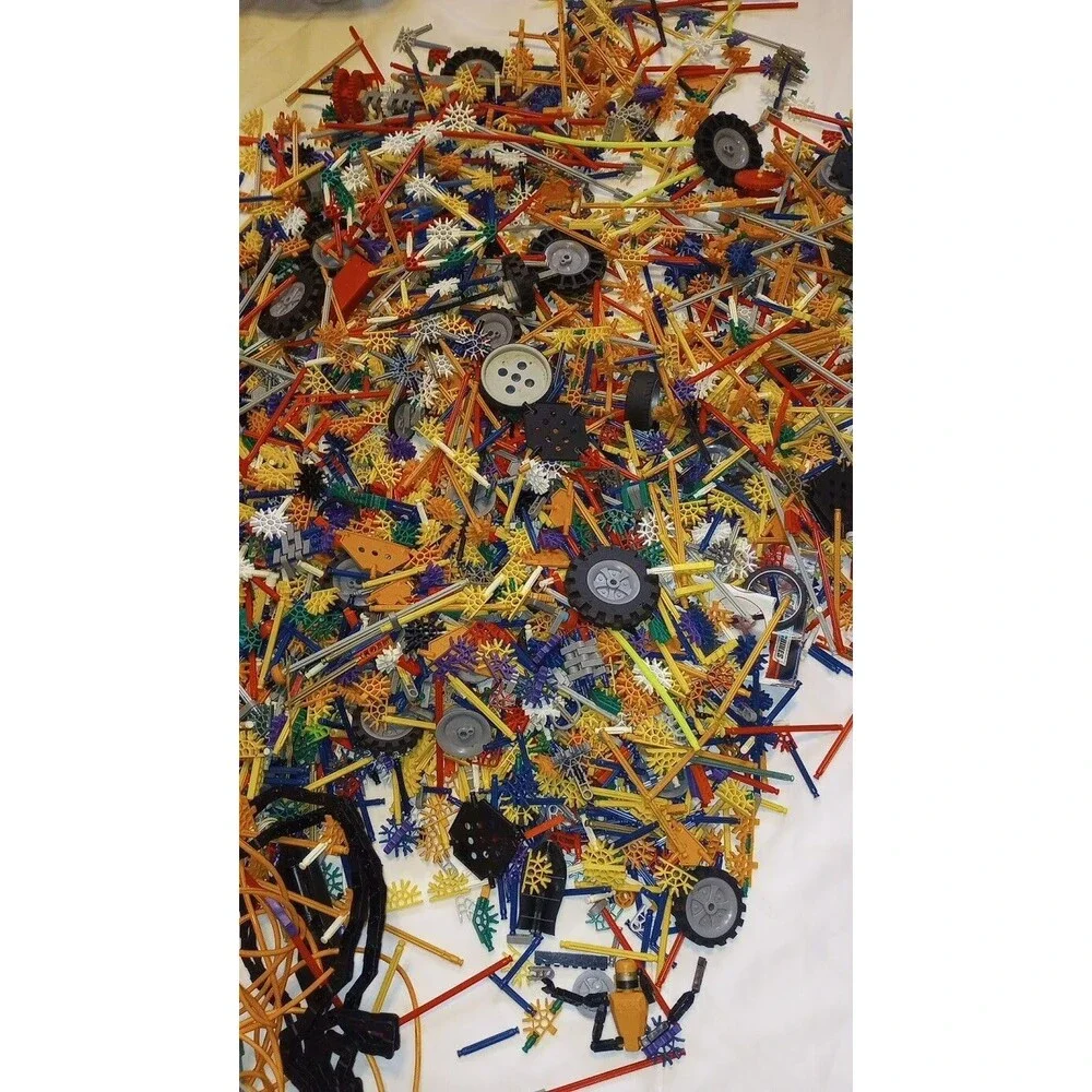 Huge Knex K'nex Classic & Mini Bulk Lot: Rods, Connectors, Panels, Tires,Etc.